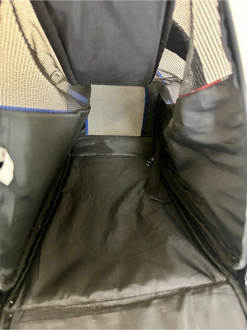 Southwest Official Pet Carrier Mesh Sides Carry On Carrier Bag  17x10x10 Ex Cond